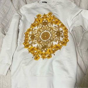 Versace Gold medusa sweatshirt. Size Small